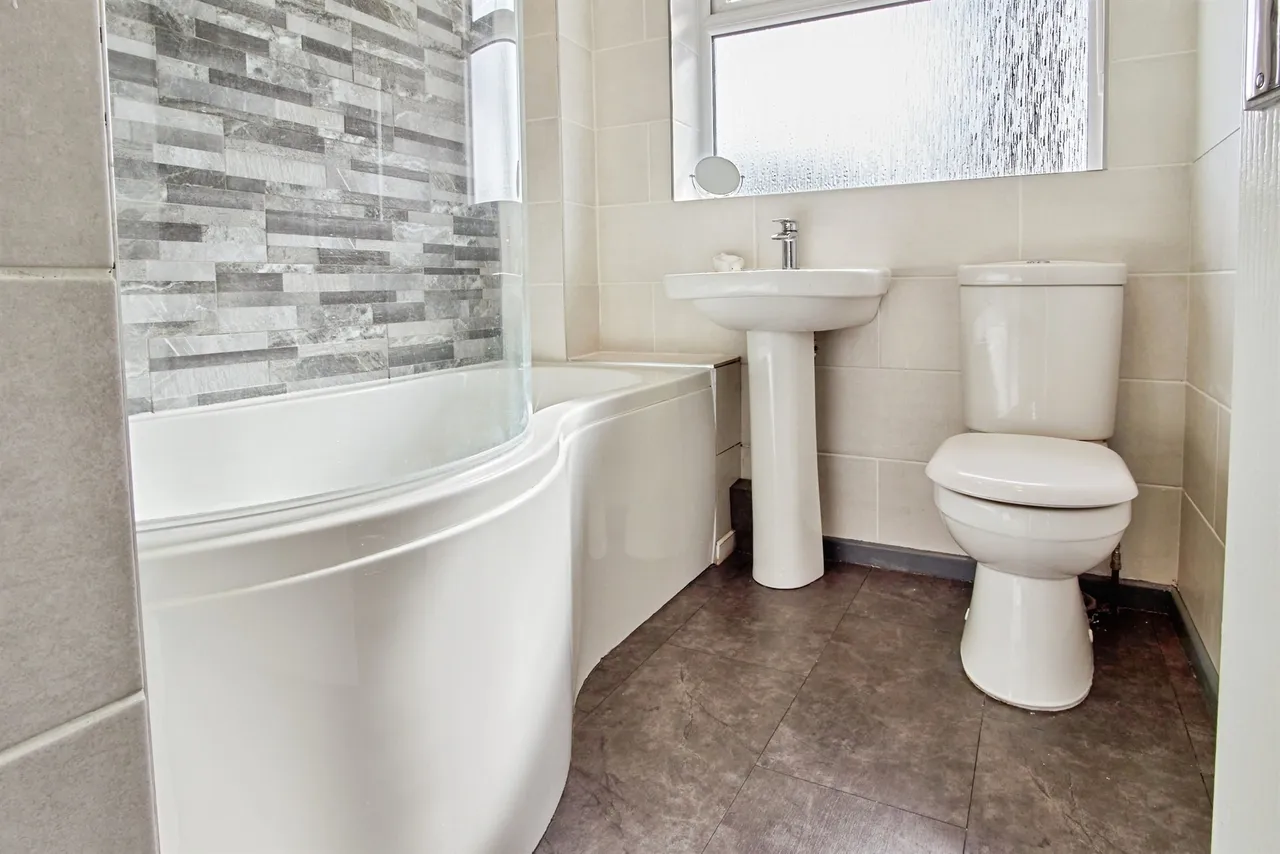 Millersdale Drive, West Bromwich, B71, photo 17