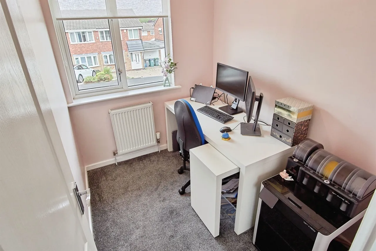 Millersdale Drive, West Bromwich, B71, photo 15