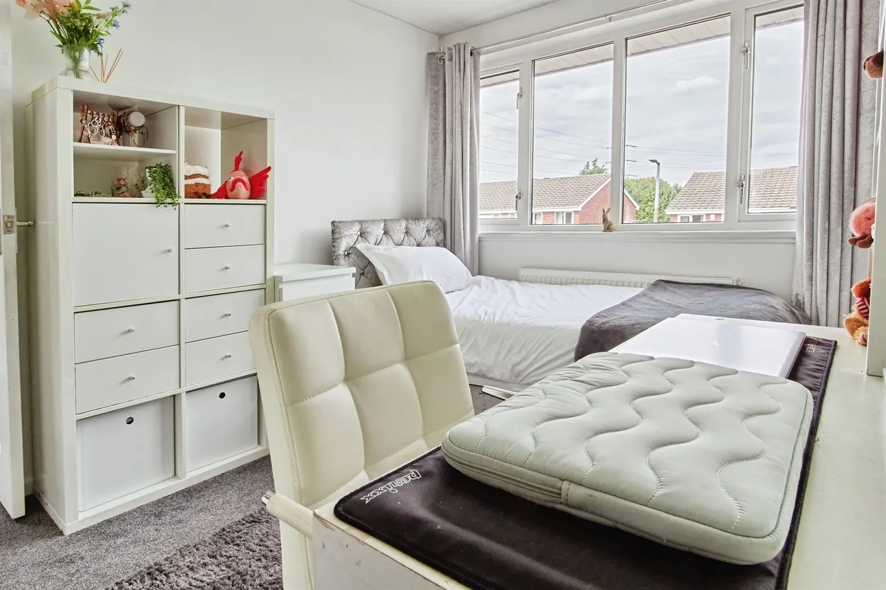 Millersdale Drive, West Bromwich, B71, photo 14