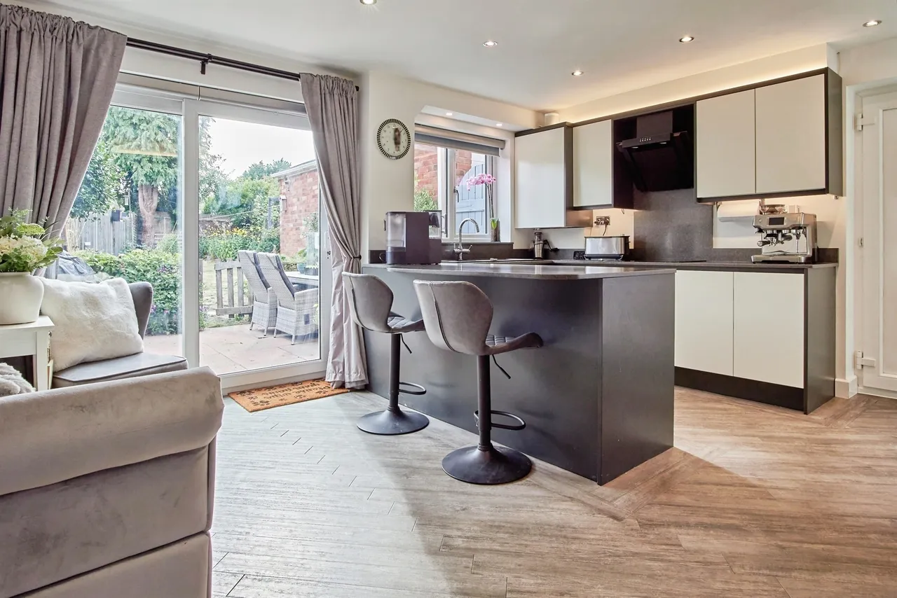 Millersdale Drive, West Bromwich, B71, photo 6