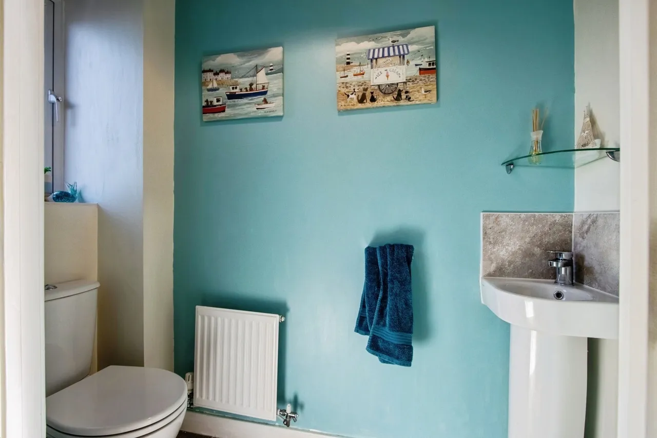Bank Row, Hemsworth, Pontefract, West Yorkshire, WF9, photo 6