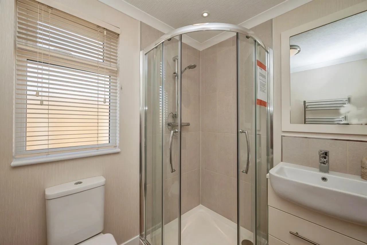 Mill Road, Great Yarmouth, photo 12
