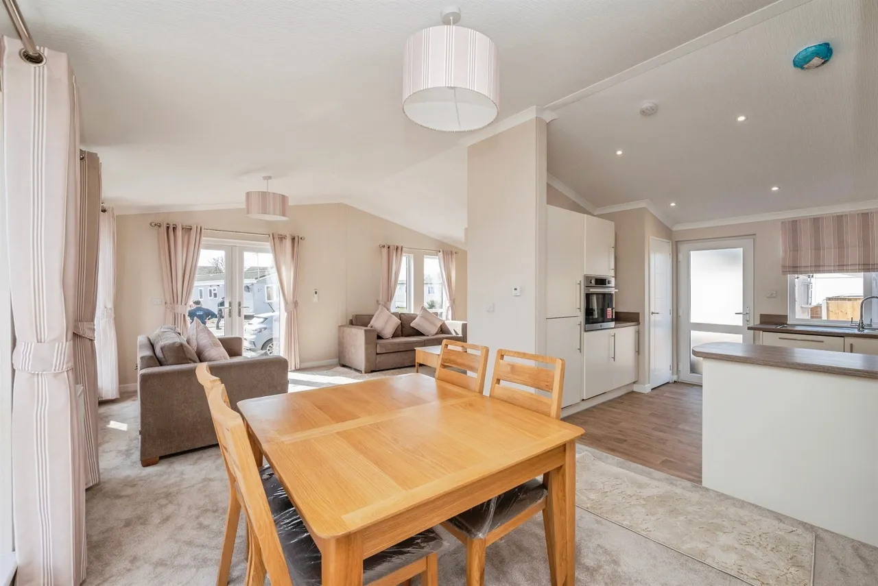 Mill Road, Great Yarmouth, photo 8