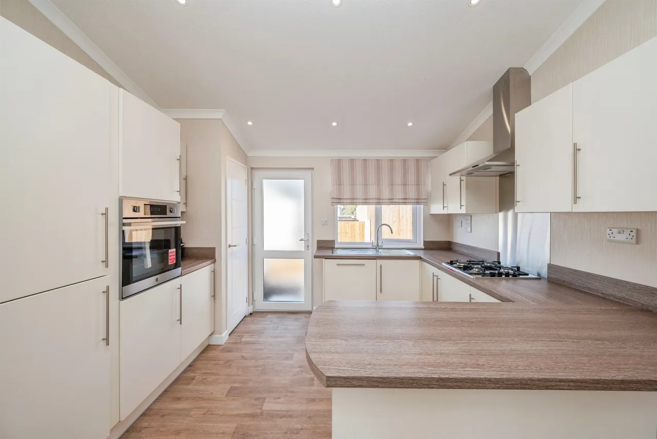 Mill Road, Great Yarmouth, photo 5