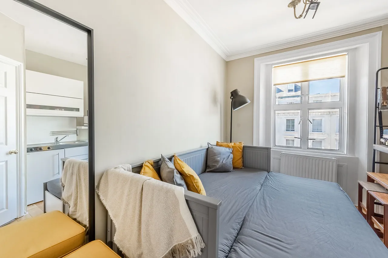 Flat 10, 105 Belgrave Road, London, photo 4