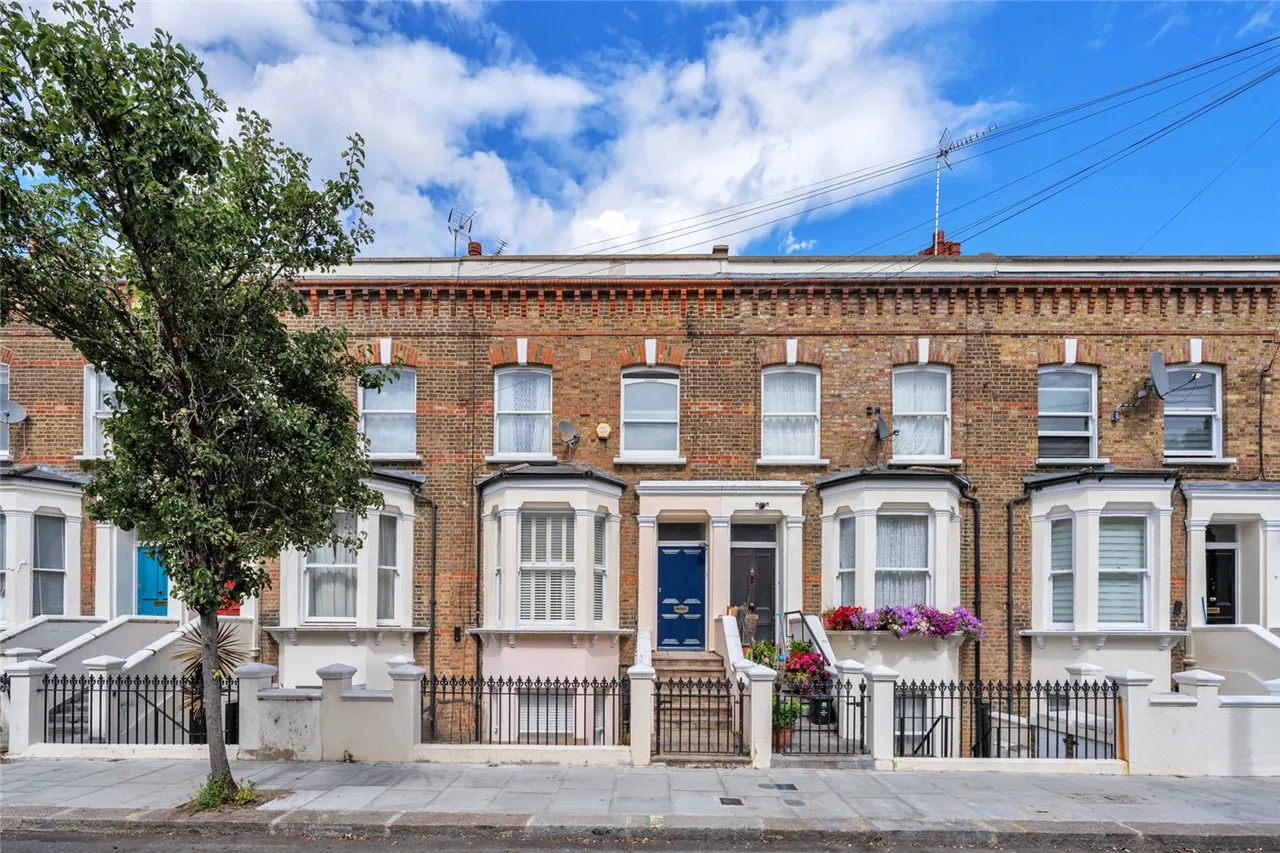 3 bed flat to rent — Lydford Road, London, W9