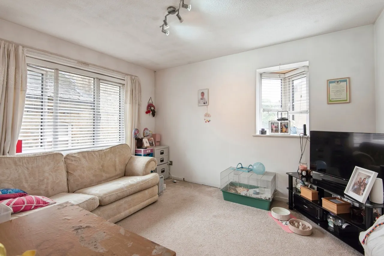 Trinity Close, Shortmead Street, Biggleswade, Bedfordshire, SG18, photo 2