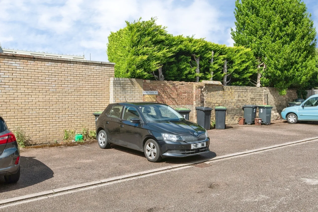 Trinity Close, Shortmead Street, Biggleswade, Bedfordshire, SG18, photo 10