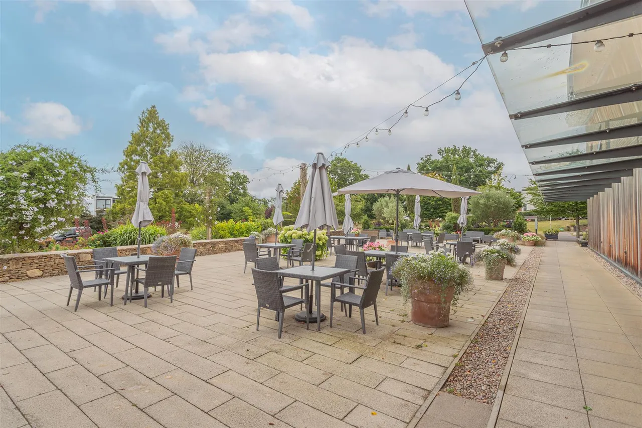 The Pavilion, Wadswick Green, SN13, photo 14