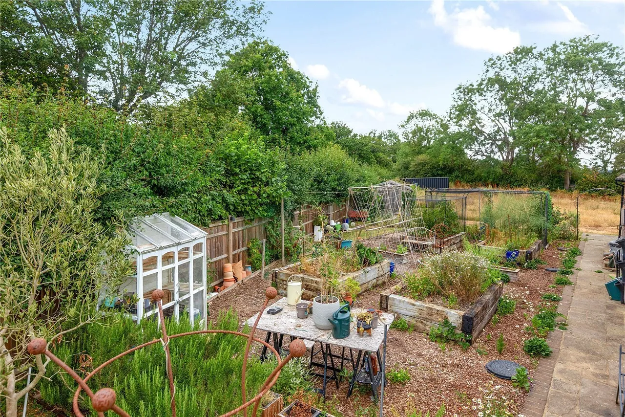 Hartfield Road, Marsh Green, TN8, photo 16