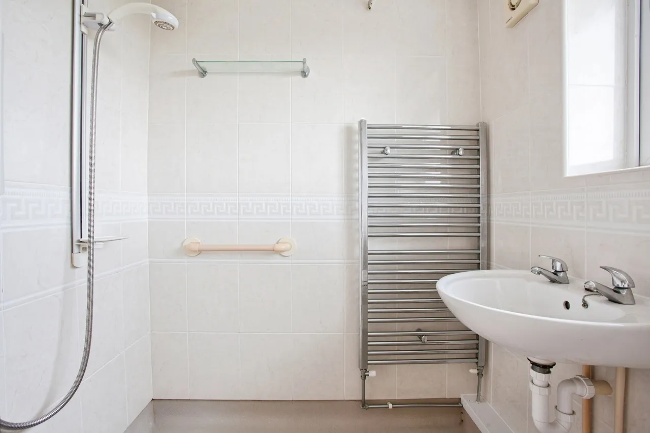 Standon Crescent, Sheffield, S9, photo 14