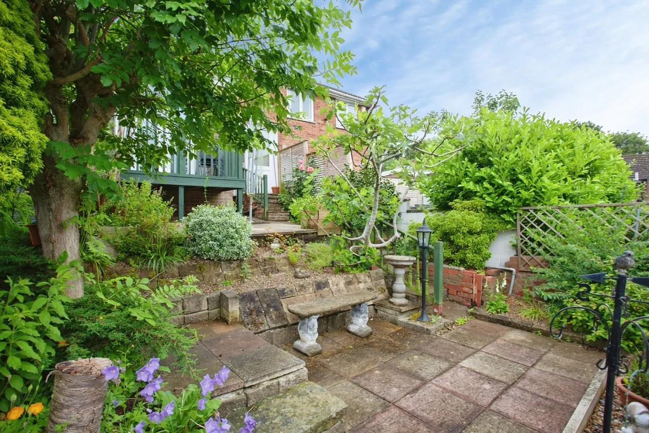 Standon Crescent, Sheffield, S9, photo 2