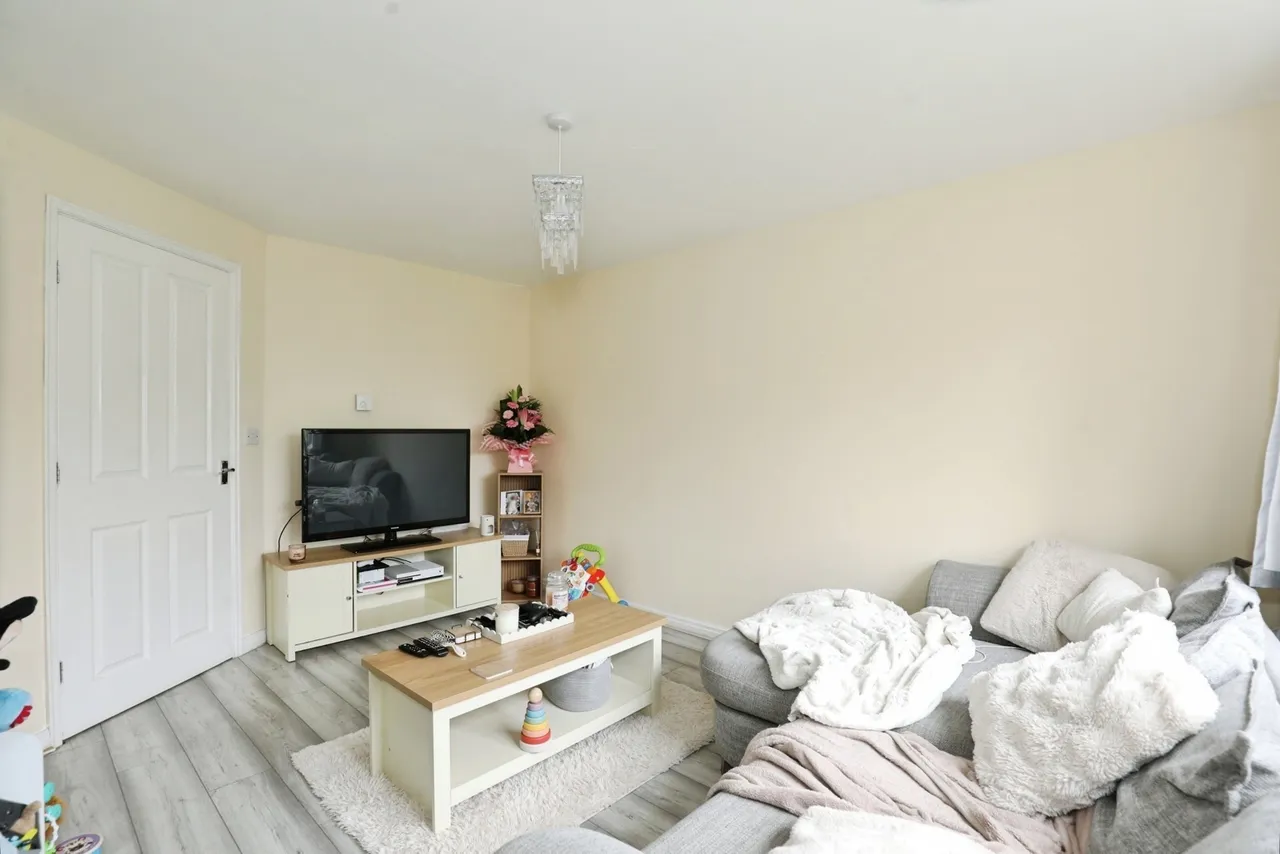 Worsdell Close, Crewe, Cheshire, CW2, photo 2