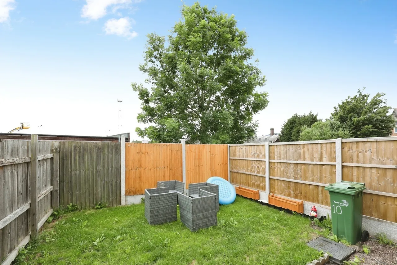 Worsdell Close, Crewe, Cheshire, CW2, photo 16