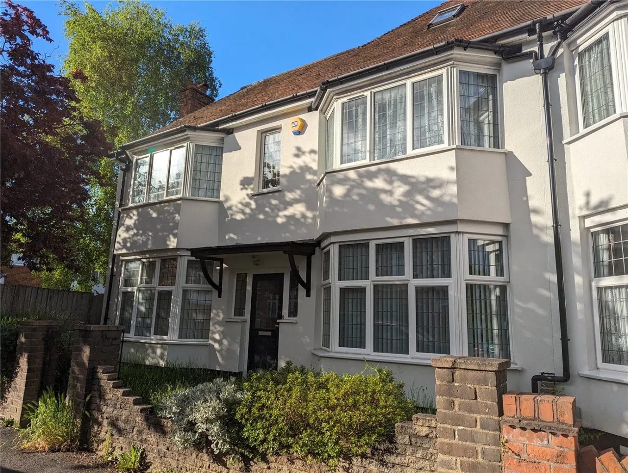4 bed house to rent, Alexandra Avenue, Luton, LU3