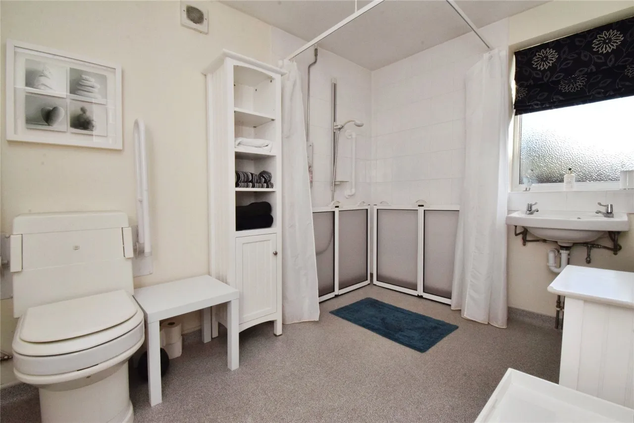 Ruskington Drive, Wigston, LE18, photo 10