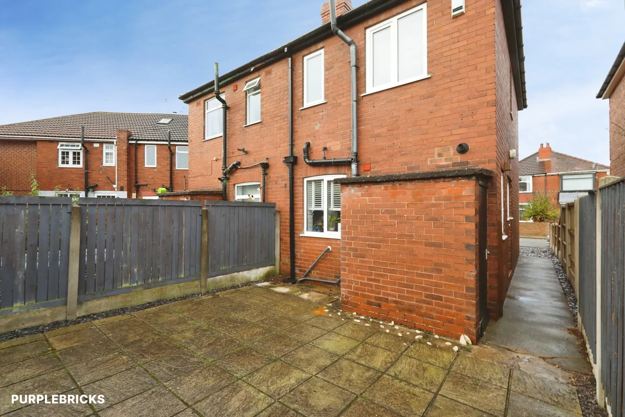 Hill Top Crescent, Wheatley Hills, DN2, photo 16