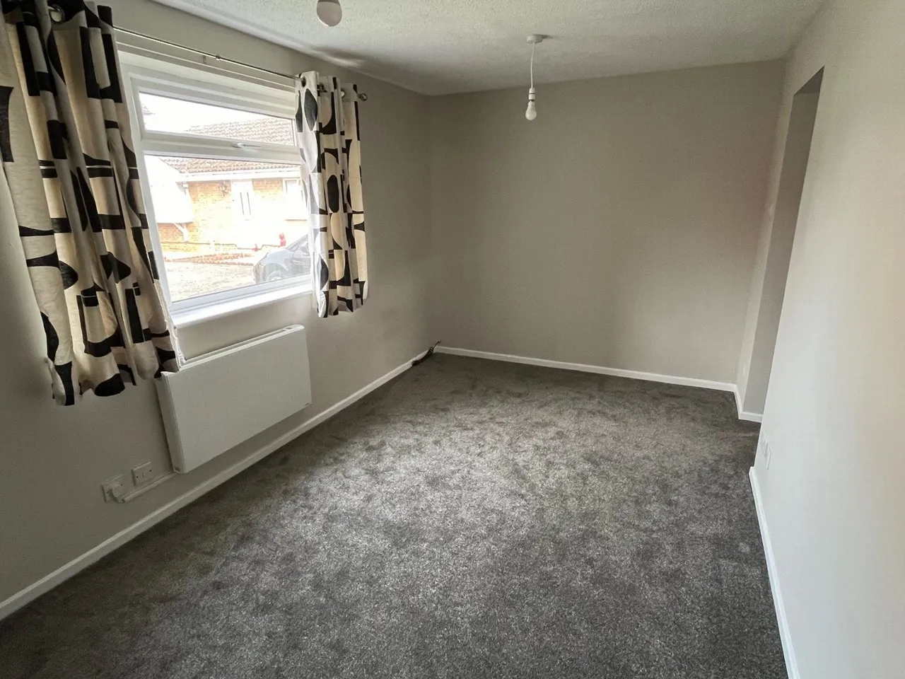 Heath Court, Trimley St Martin, Felixstowe, Suffolk, IP11 0YQ, photo 4
