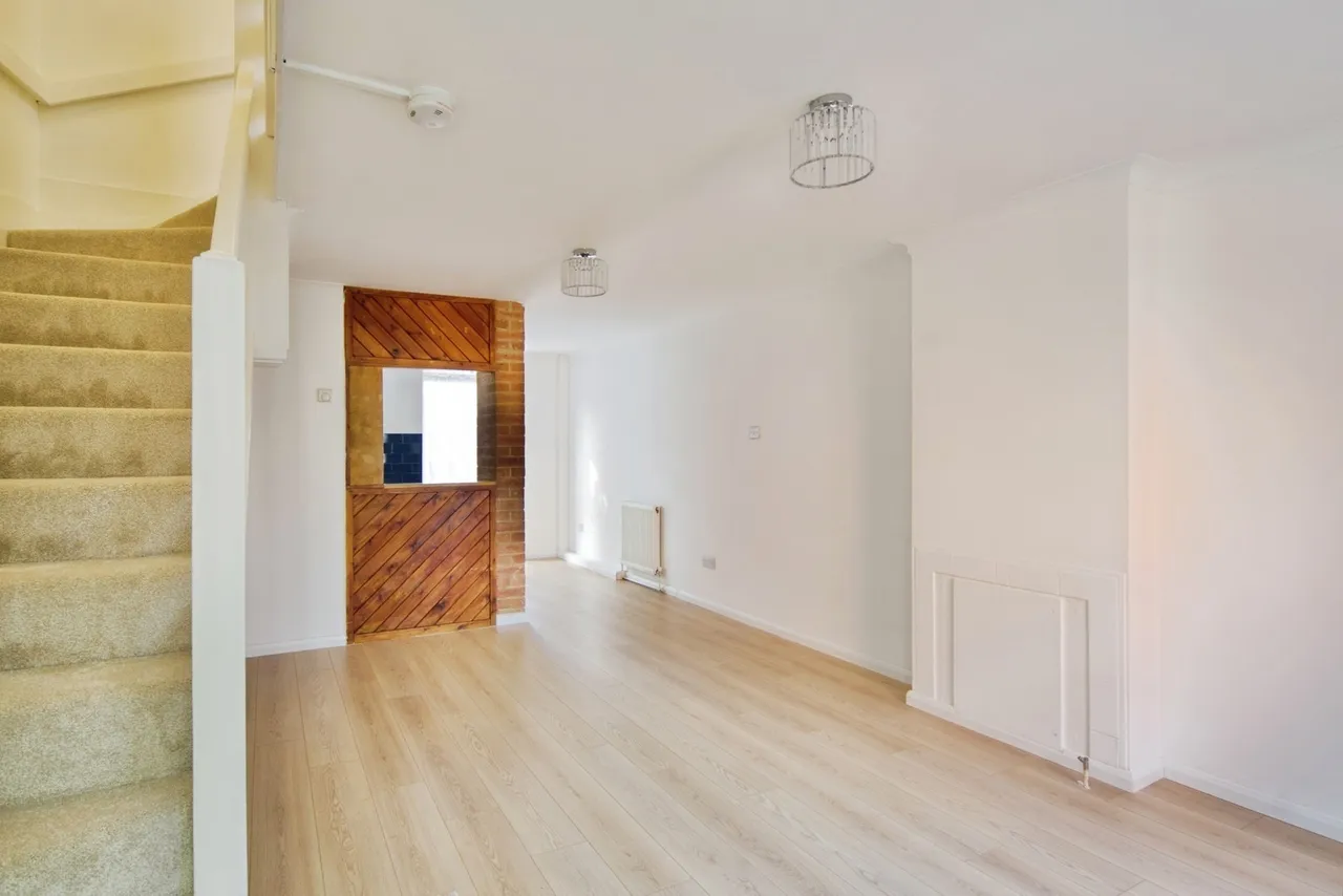 Fraser Close, Beckton, London, E6, photo 4