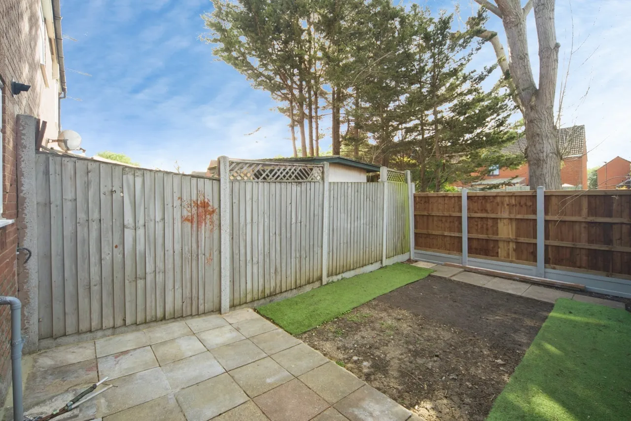 Fraser Close, Beckton, London, E6, photo 13