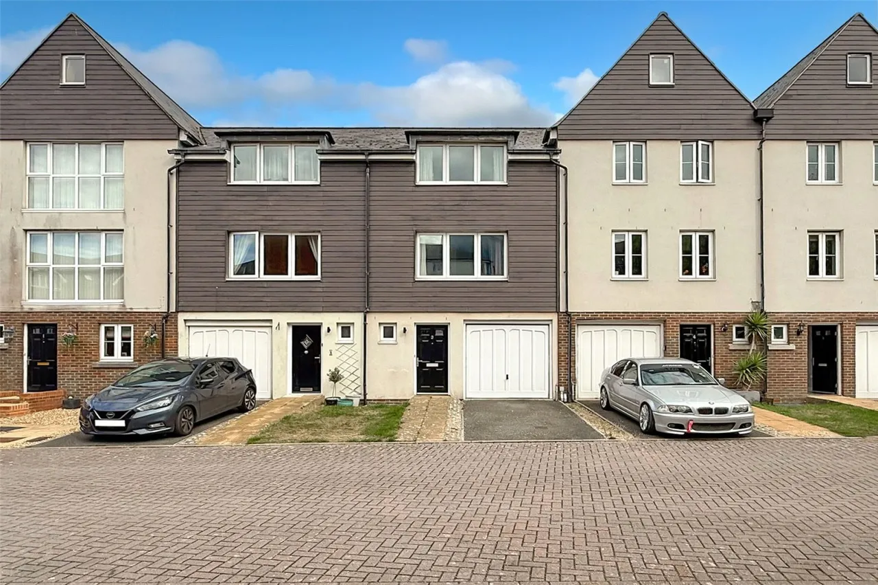 3 bed house for sale, Littlehampton, BN17