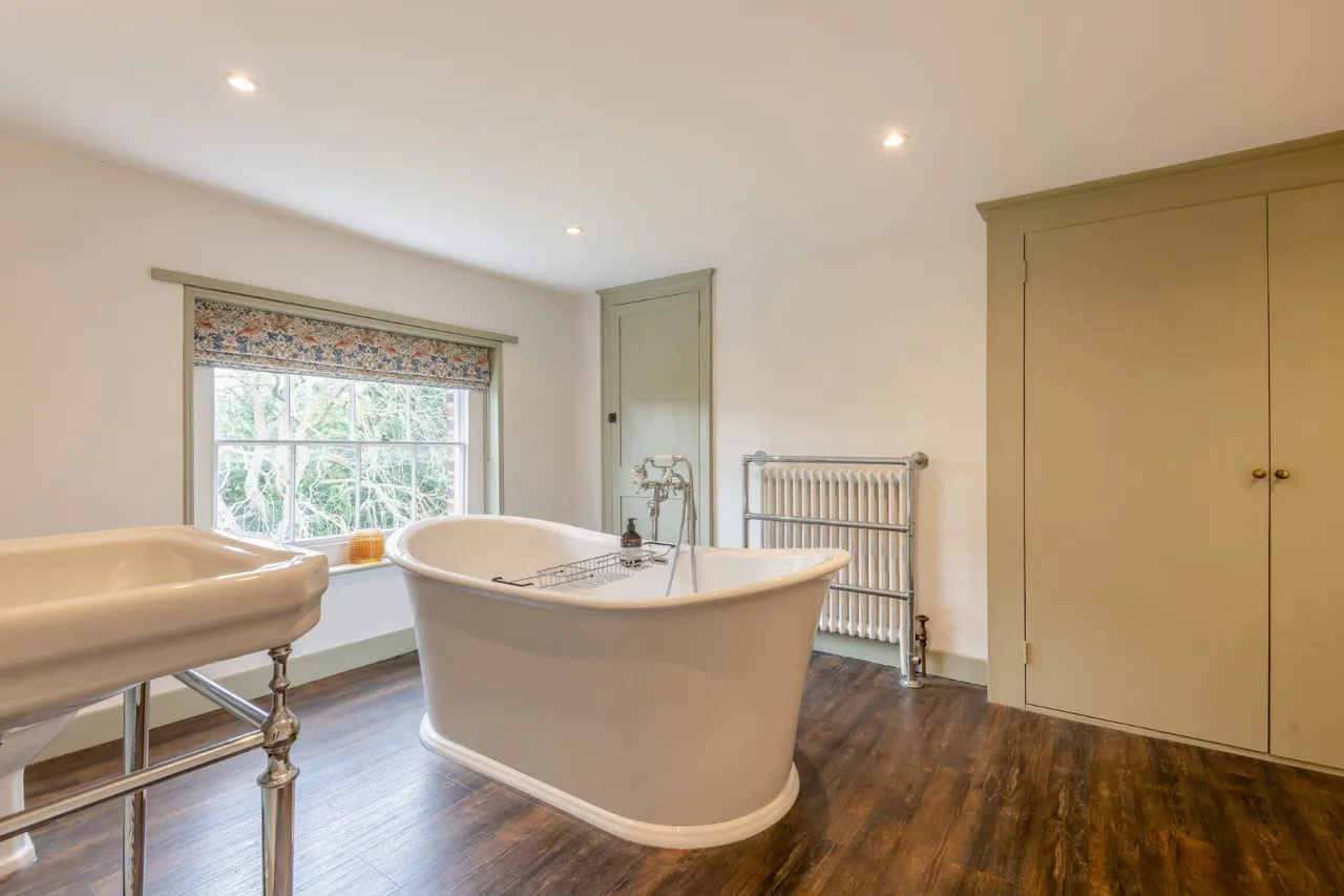 The Street, Woodnesborough, CT13, photo 24