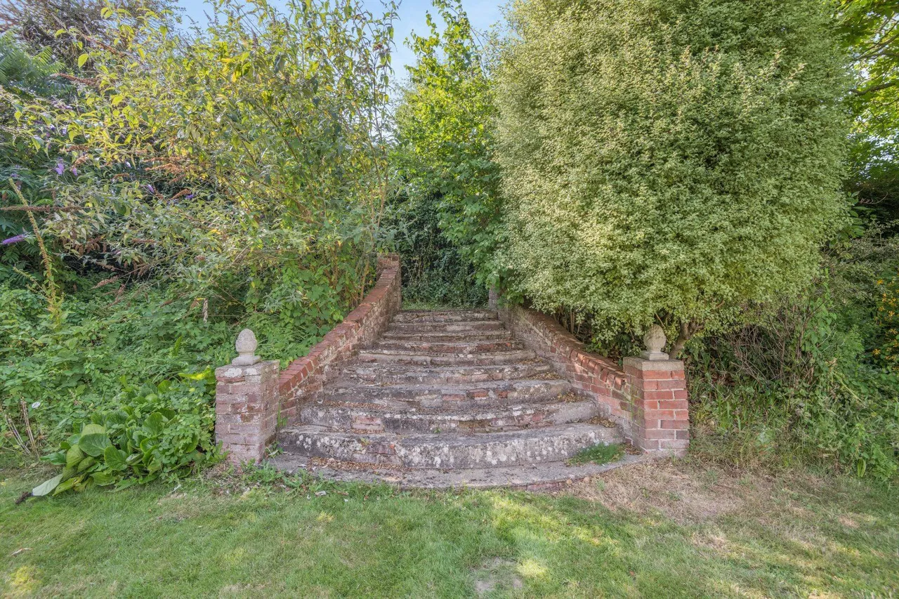 The Street, Woodnesborough, CT13, photo 13