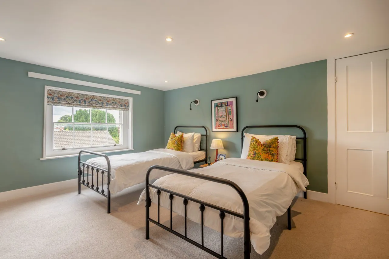 The Street, Woodnesborough, CT13, photo 23