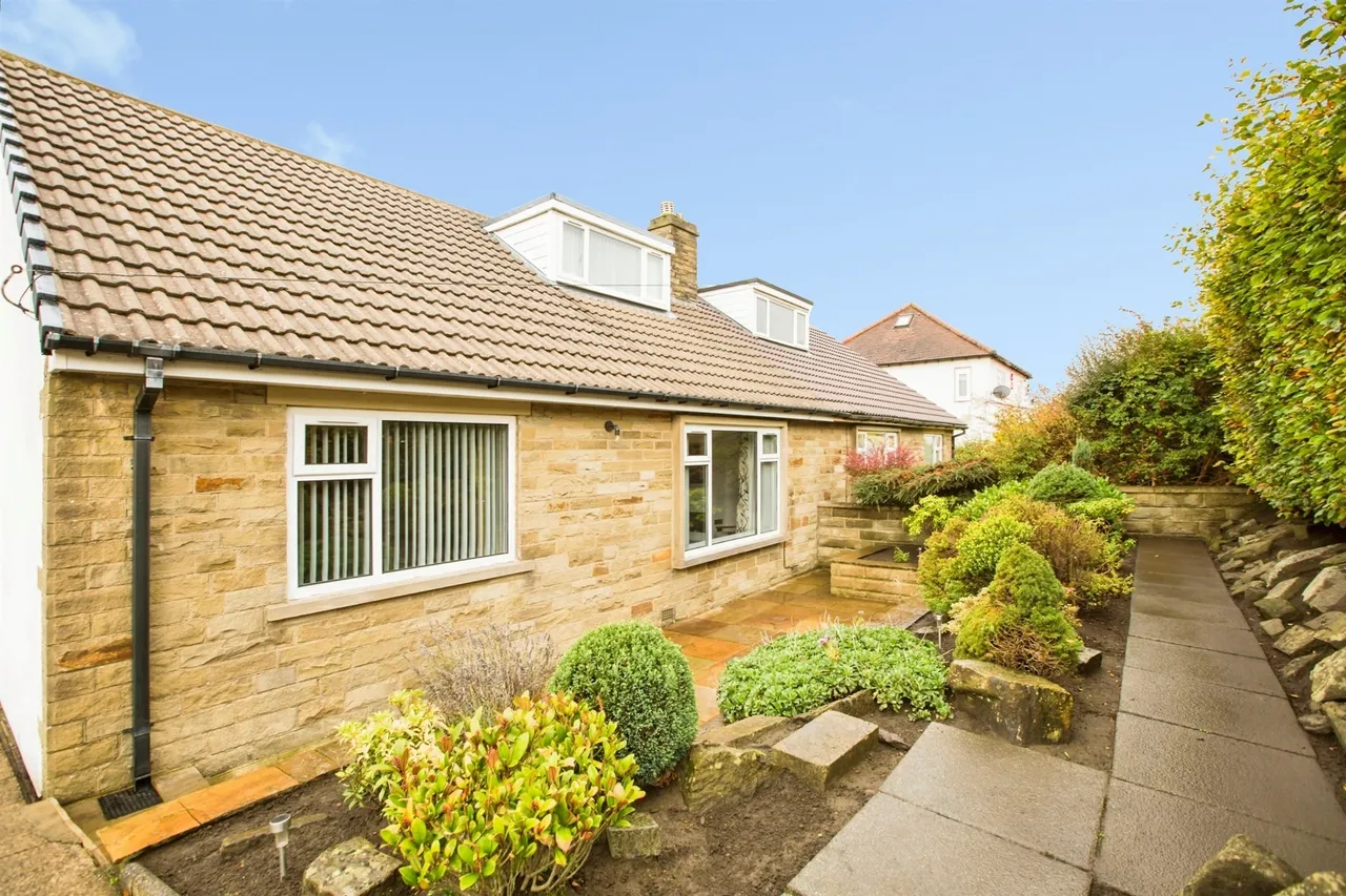 Moor End Road, Halifax, HX2, photo 13