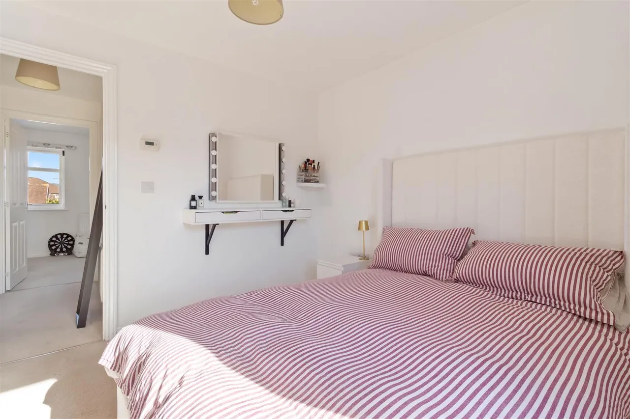 Oaksheath Gardens, Worthing, photo 10