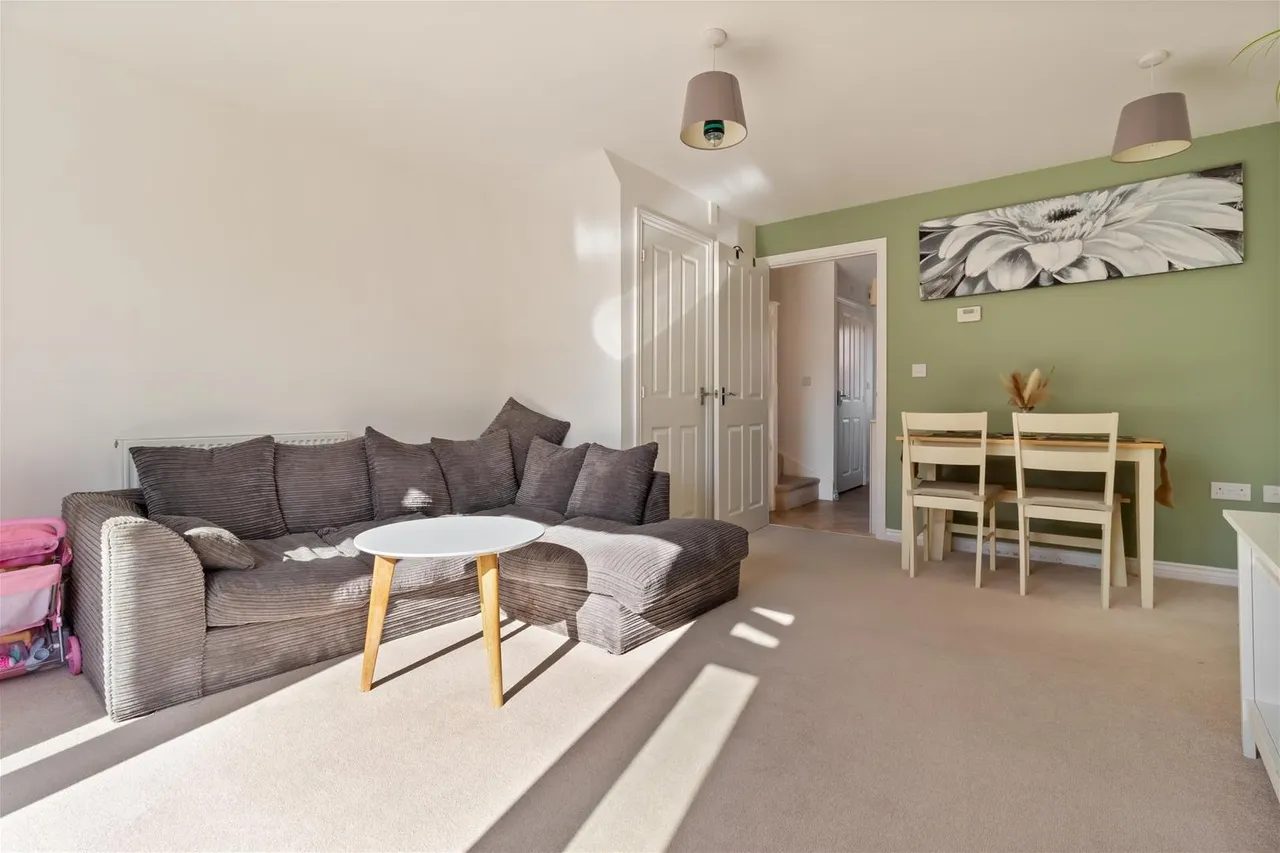 Oaksheath Gardens, Worthing, photo 5