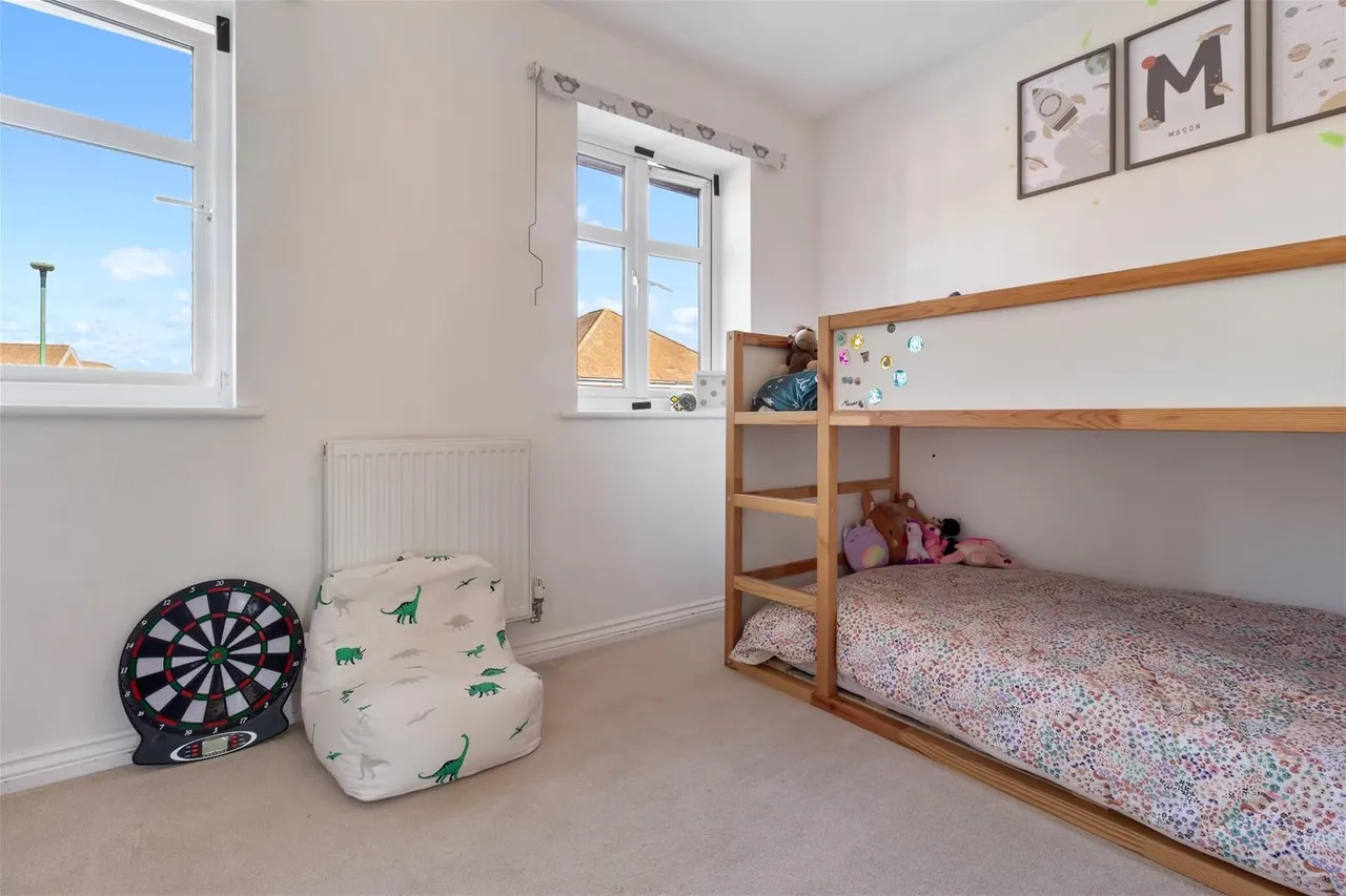 Oaksheath Gardens, Worthing, photo 13