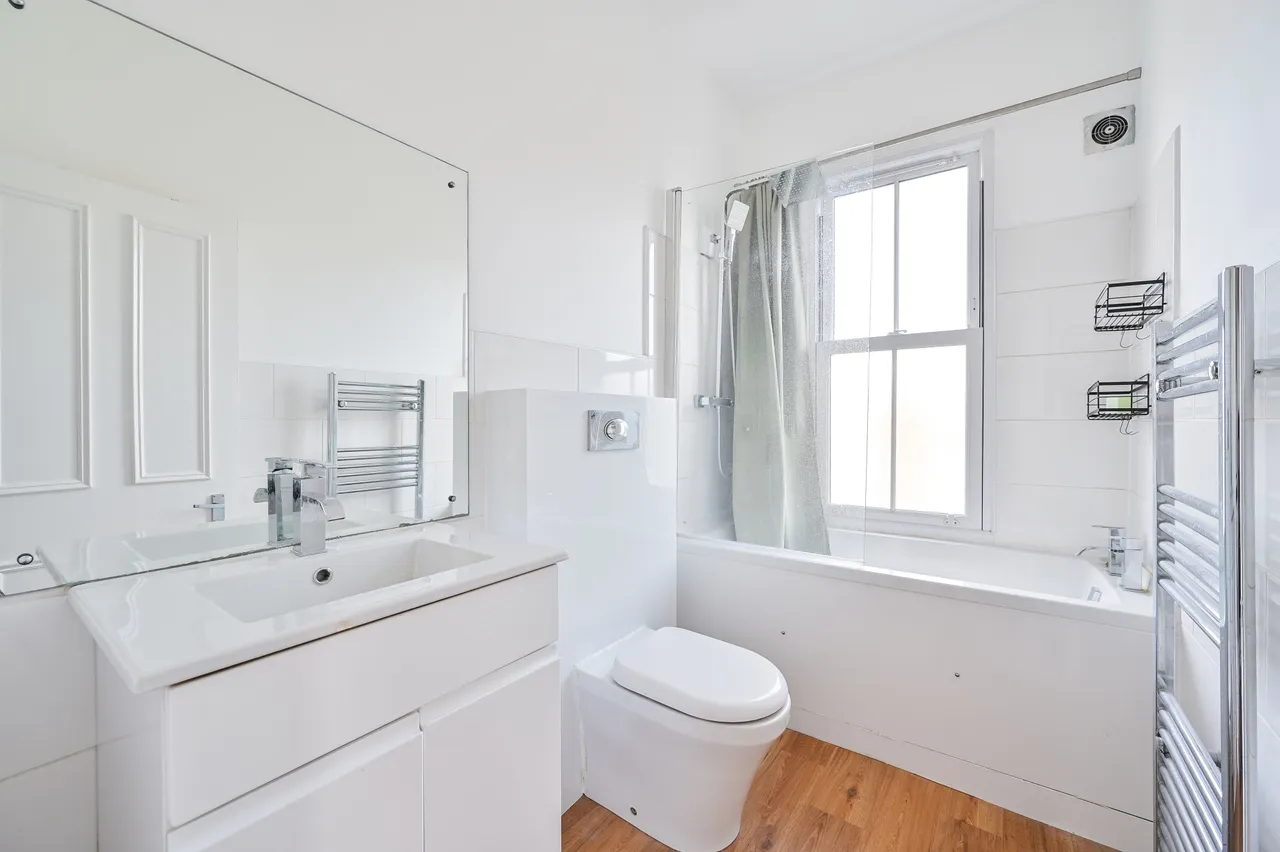 110 Brook Drive, London, photo 9