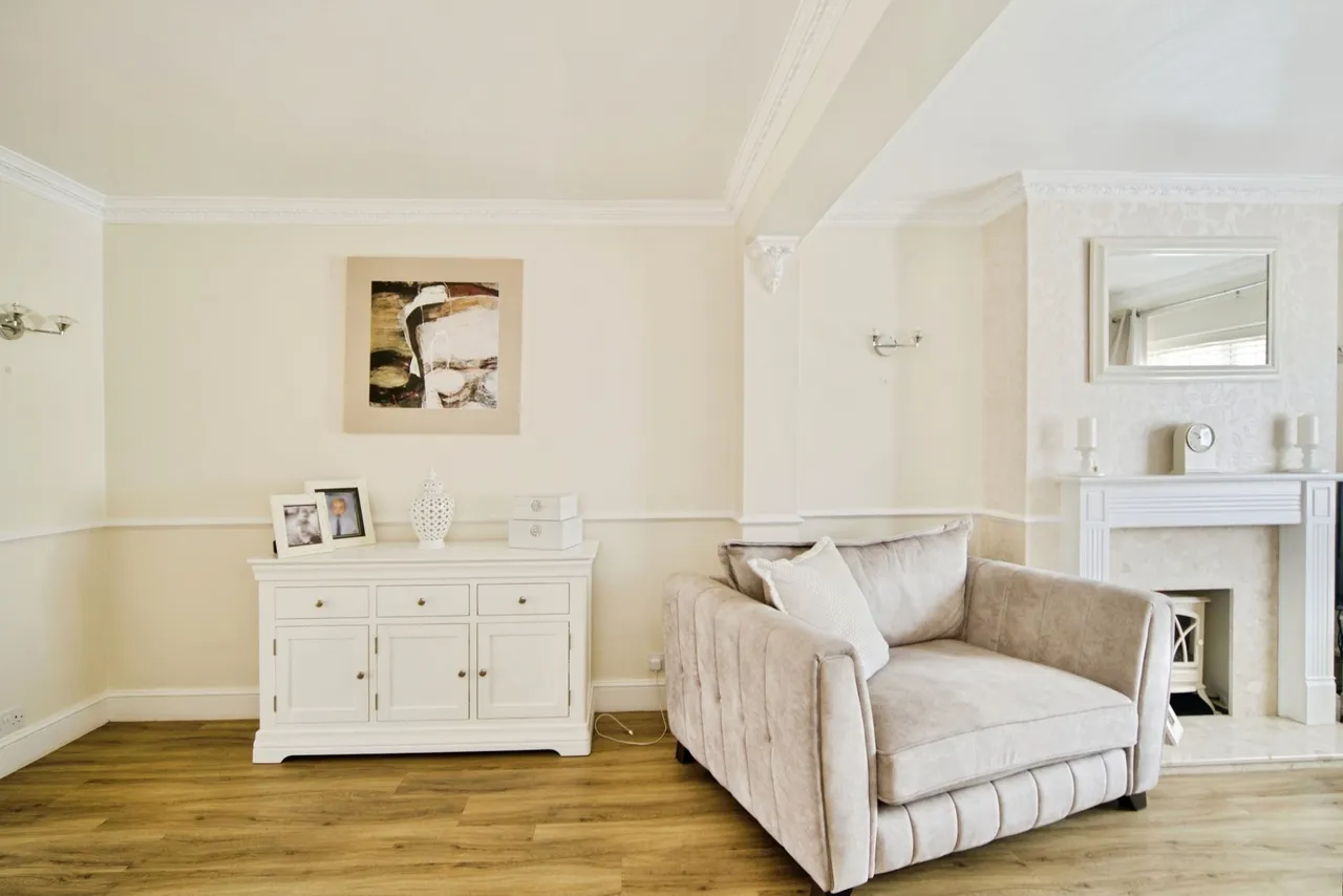 Lynwood Drive, Romford, RM5, photo 8