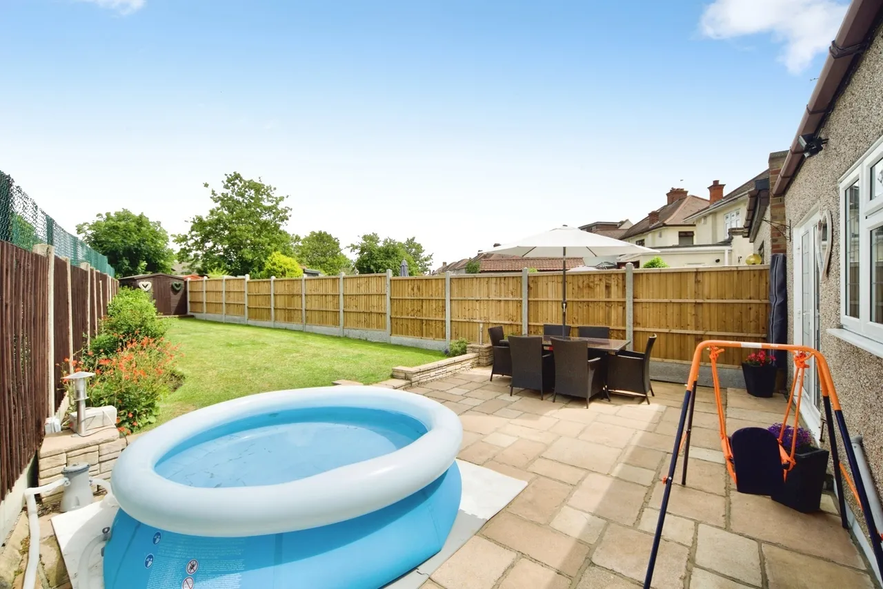 Lynwood Drive, Romford, RM5, photo 15