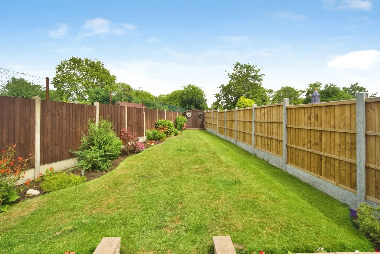 Lynwood Drive, Romford, RM5, photo 16