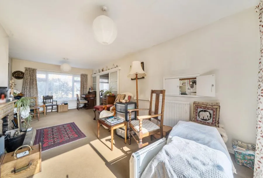 Honeythorn Close, Hempsted, GL2, photo 2