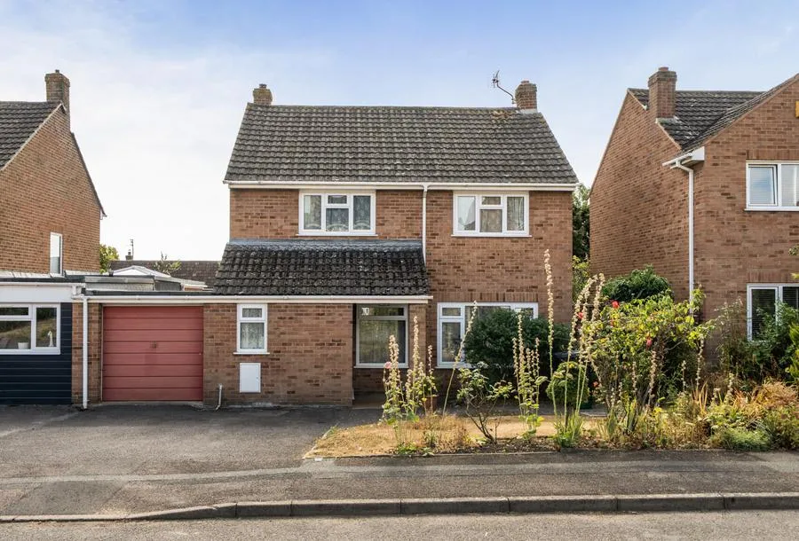 Honeythorn Close, Hempsted, GL2, photo 13