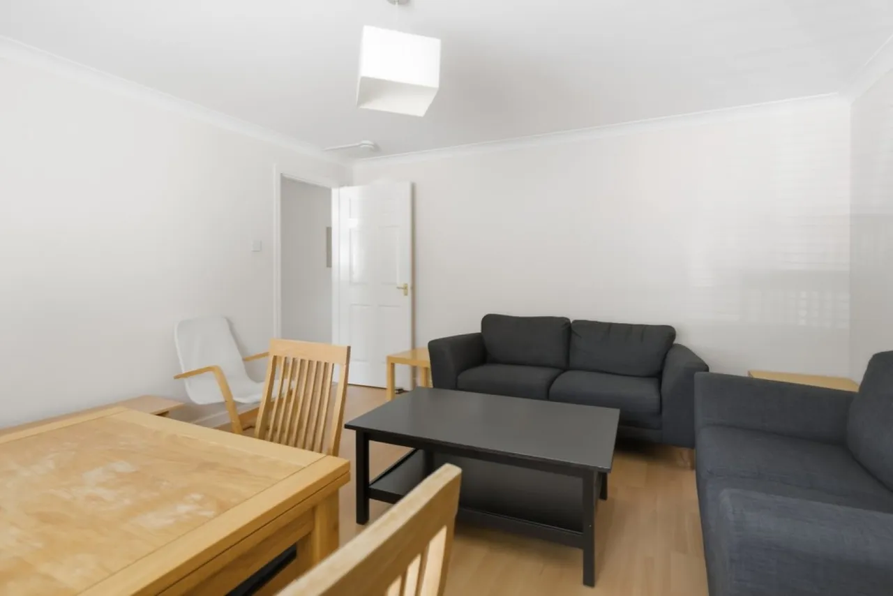 Oliphant Court, photo 10