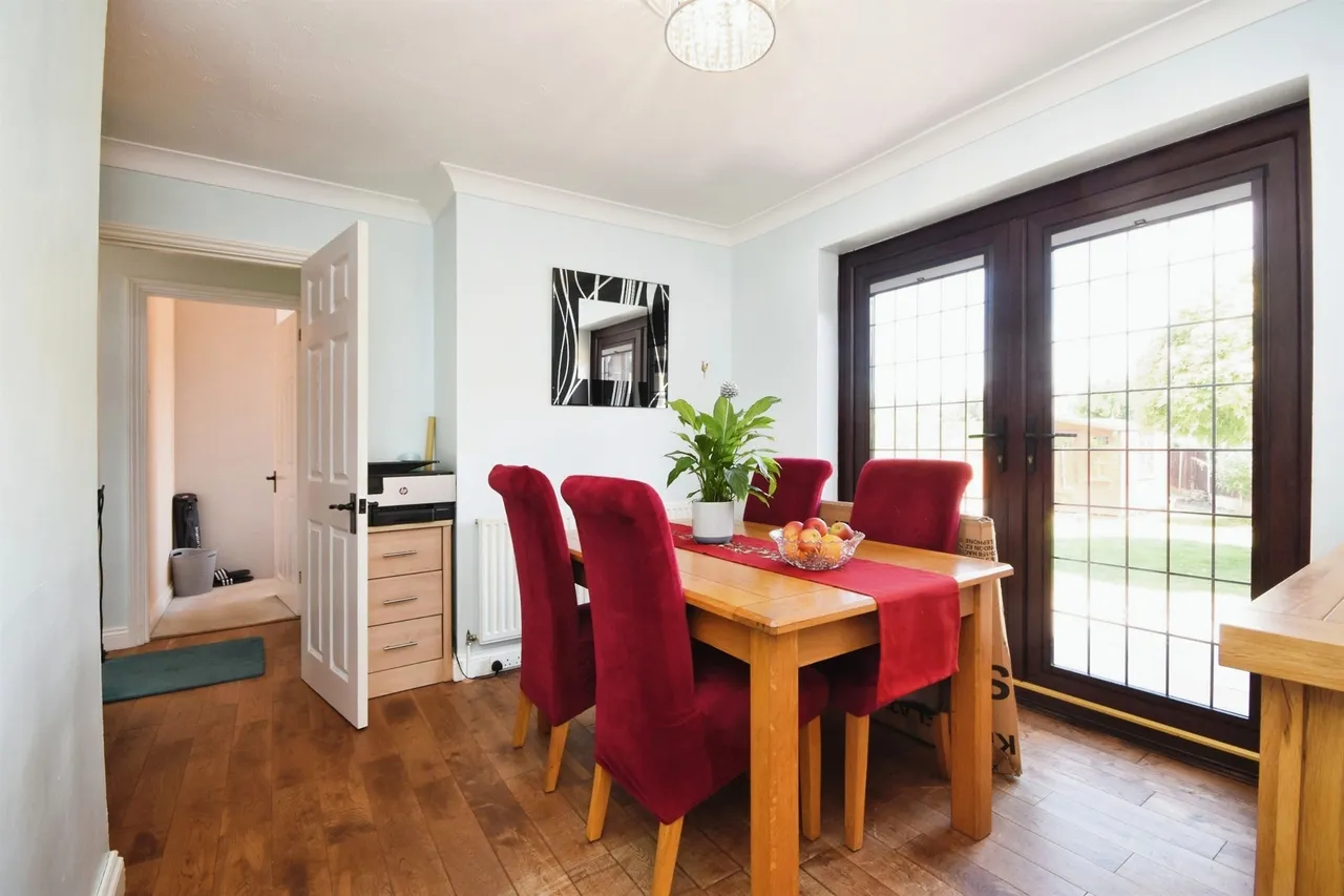 Jubilee Avenue, Broomfield, Chelmsford, photo 8