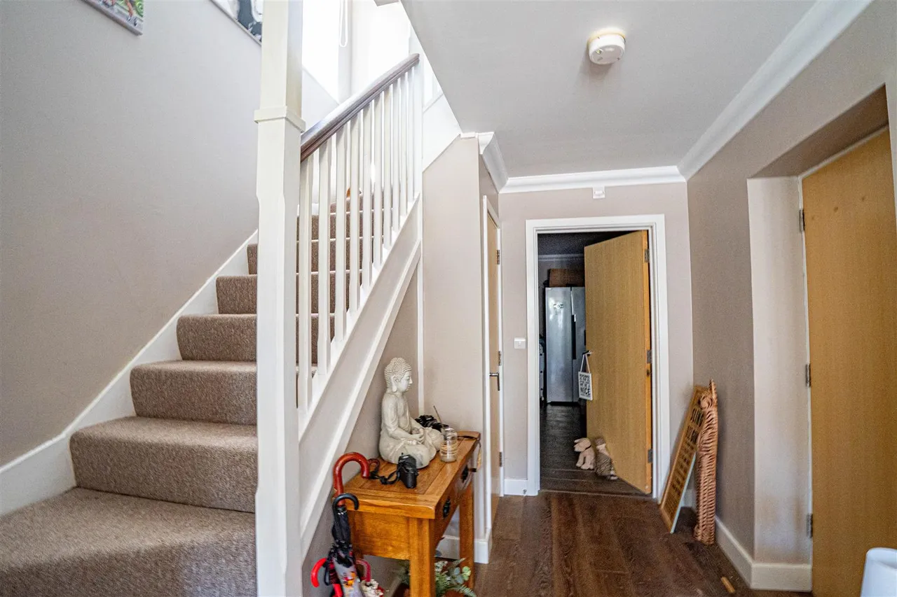 Welton Rise, St. Leonards-On-Sea, photo 19