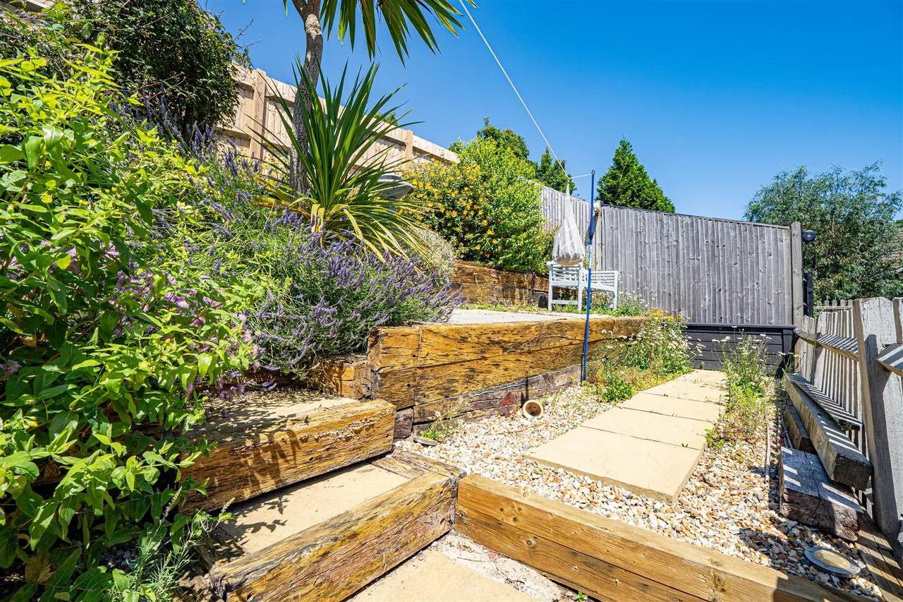 Welton Rise, St. Leonards-On-Sea, photo 28