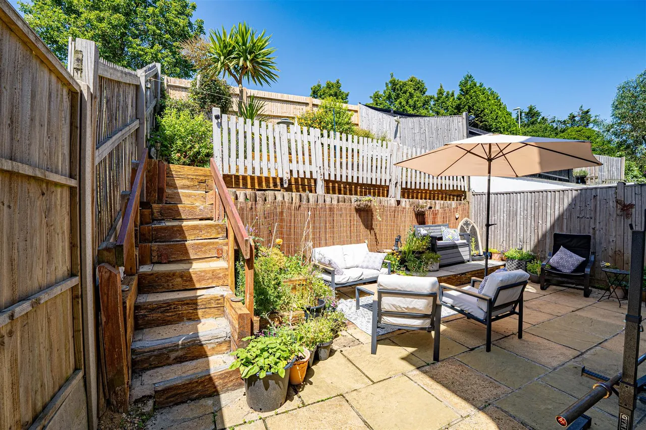 Welton Rise, St. Leonards-On-Sea, photo 6
