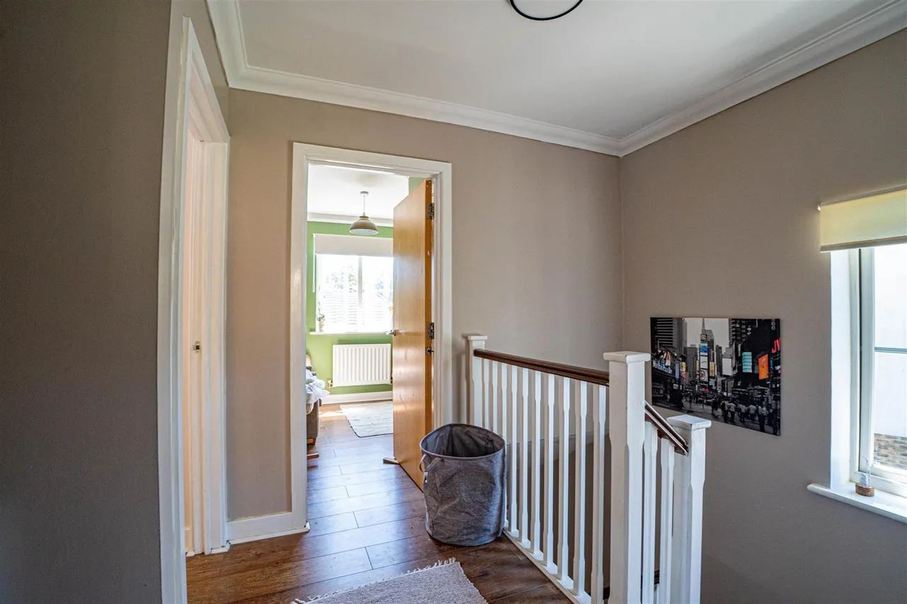 Welton Rise, St. Leonards-On-Sea, photo 25