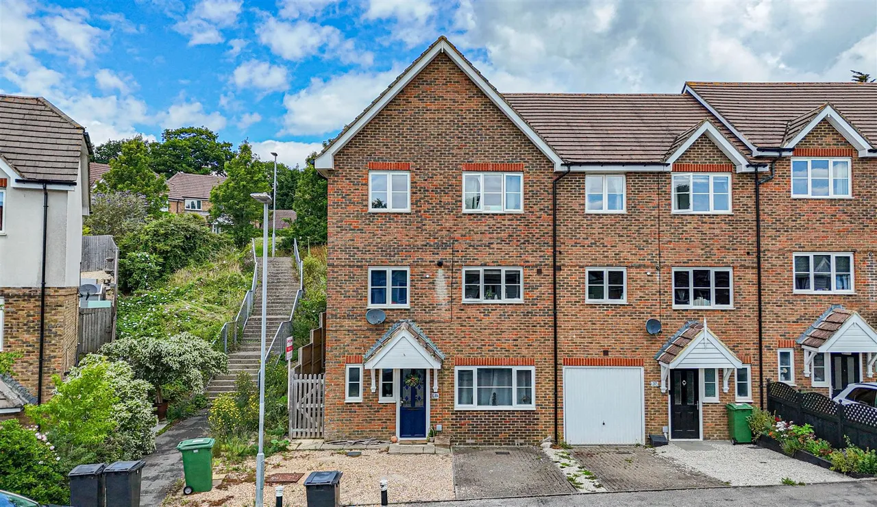 Welton Rise, St. Leonards-On-Sea, photo 30