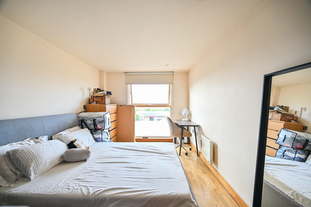 Flat 516, Ink Court, 419 Wick Lane, London, photo 5