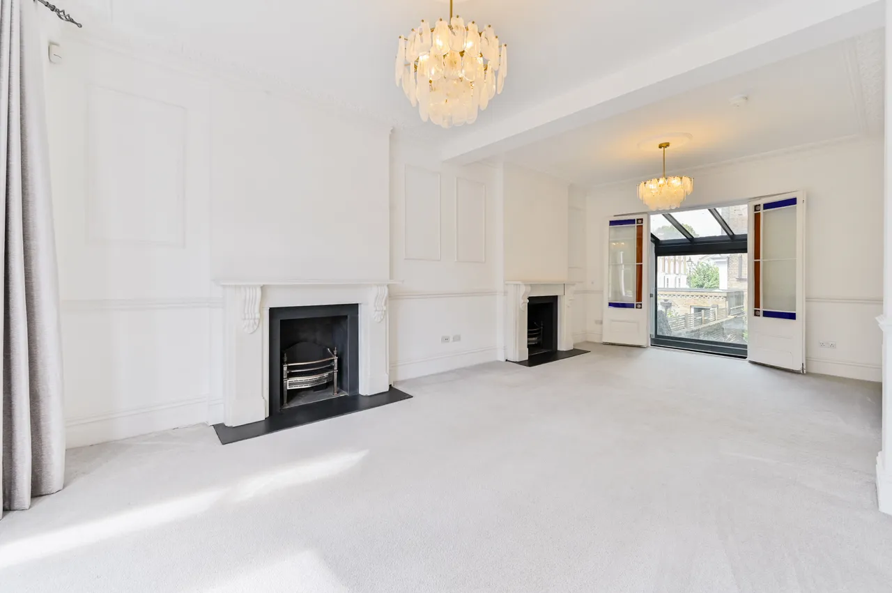 10 Grafton Square, London, photo 2