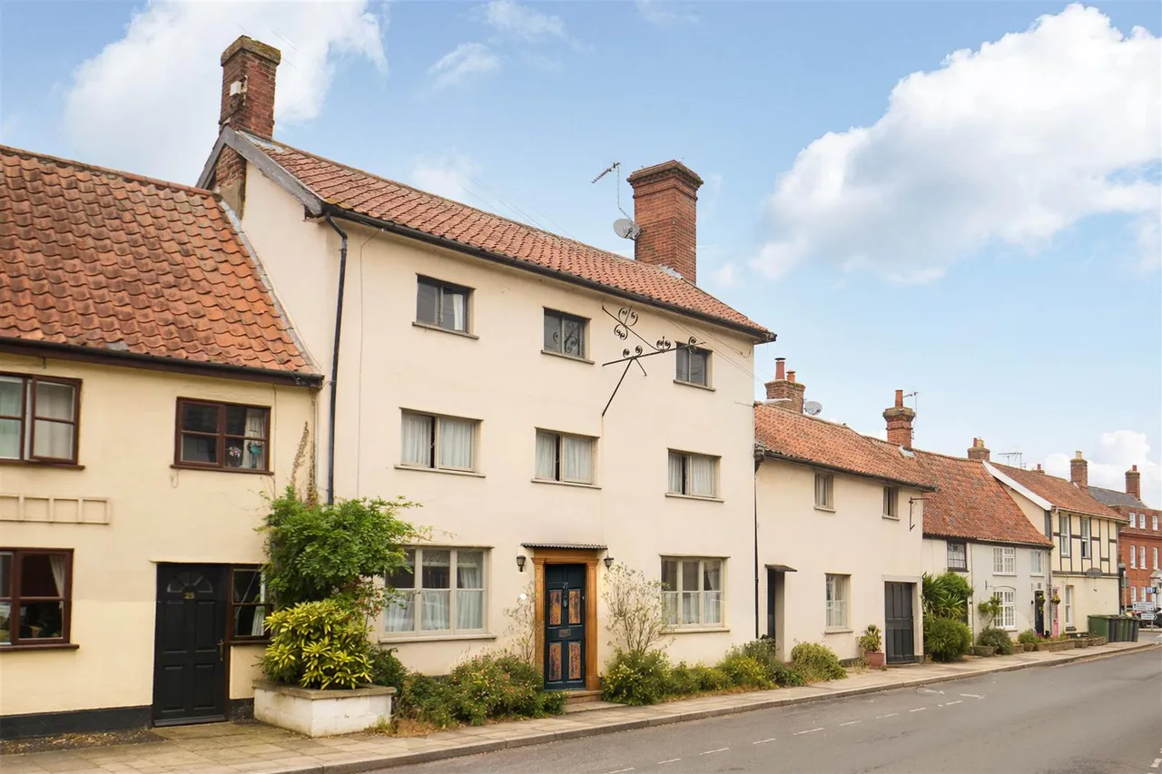Broad Street, Harleston, IP20, photo 22