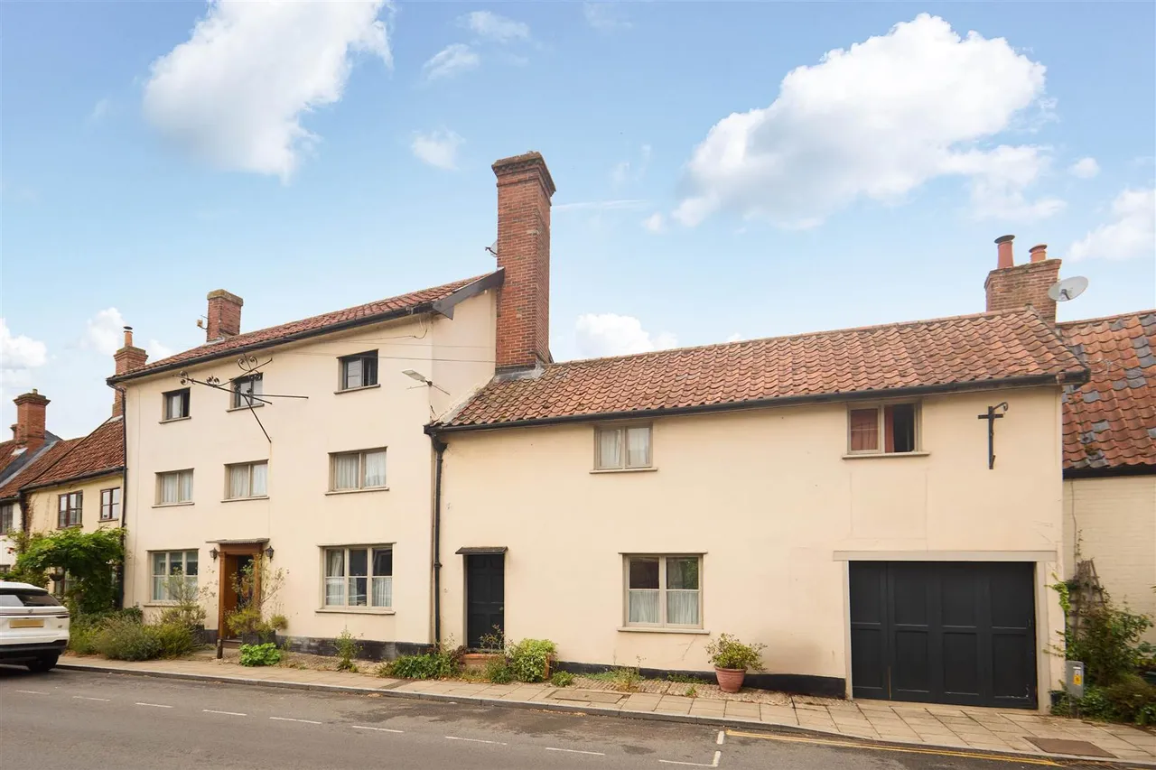 Broad Street, Harleston, IP20, photo 23
