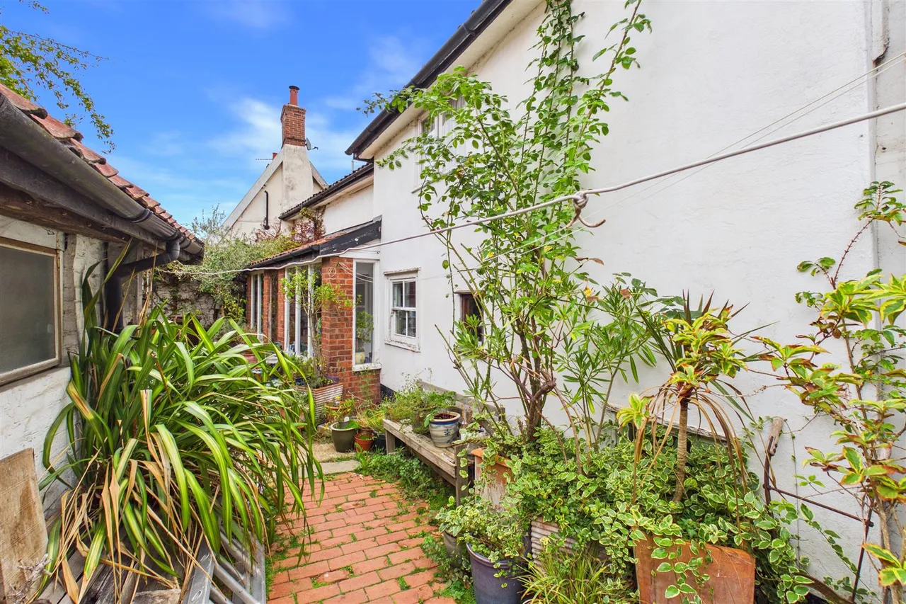 Broad Street, Harleston, IP20, photo 19